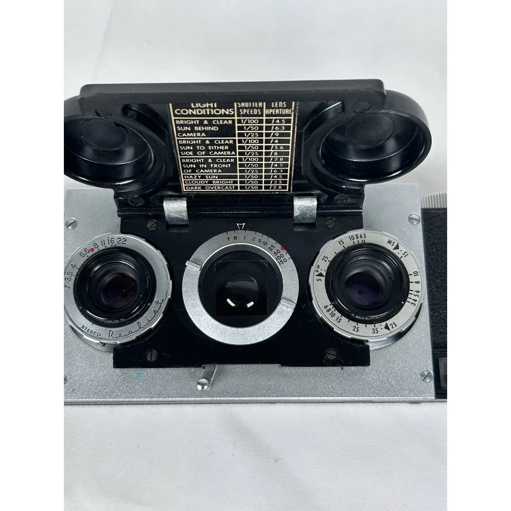 Vtg 50s Stereo Realist f/2.8 35mm 3D Camera  With Original Case Leather Display